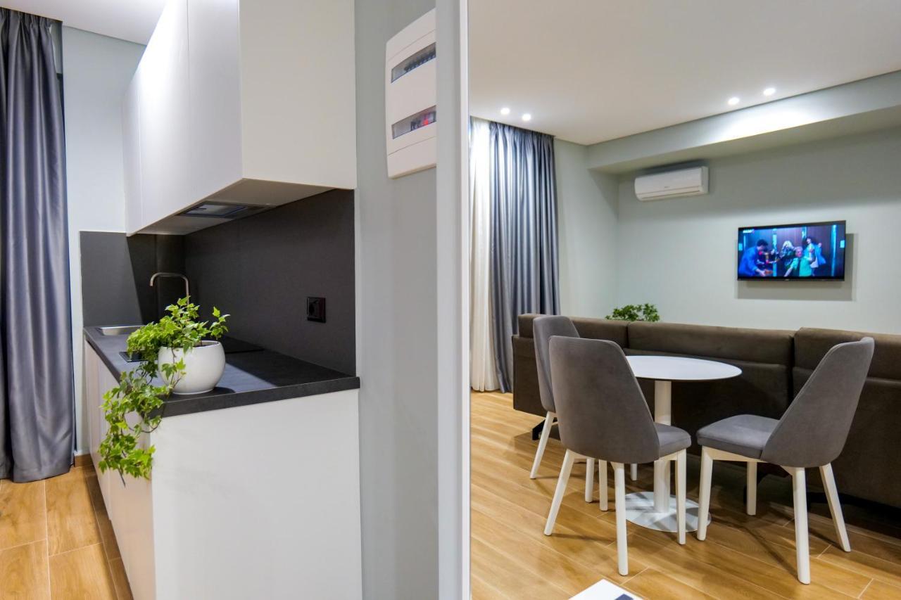 Sky Way Skk Luxury Apartments Sarandë 외부 사진
