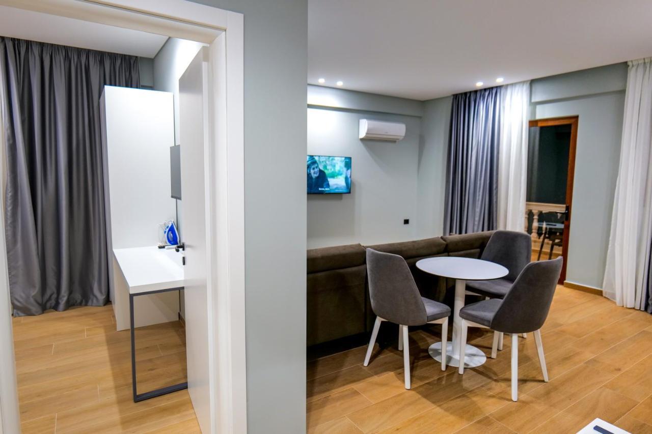 Sky Way Skk Luxury Apartments Sarandë 외부 사진
